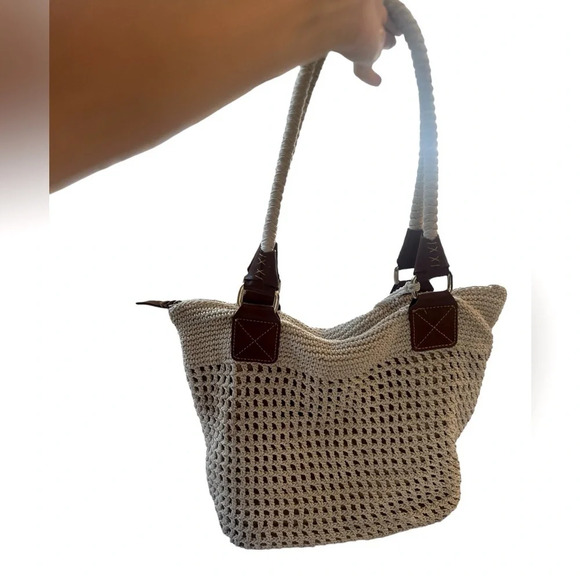 The Sak crochet medium tote everyday shoulder bag excellent like-new condition - Picture 3 of 6
